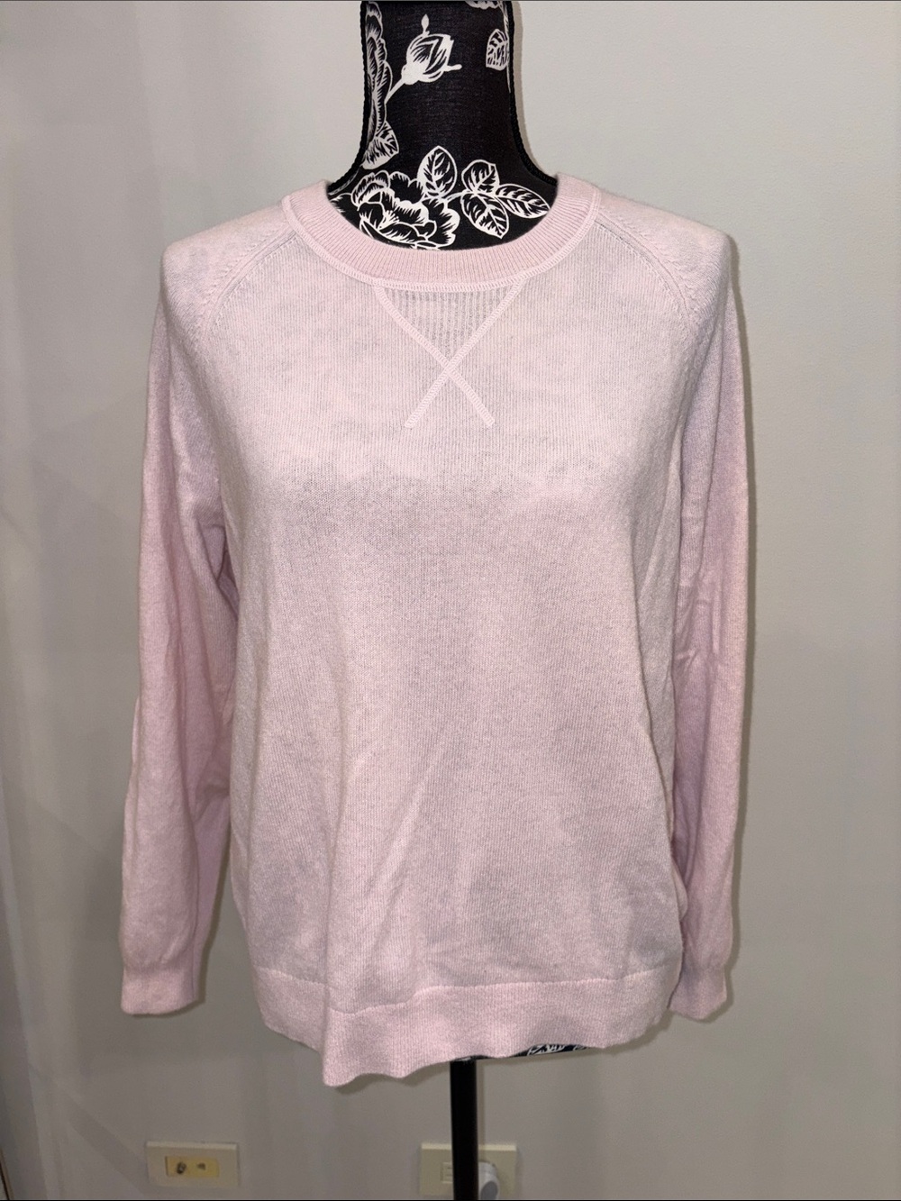 Garnet Hill pink cashmere sweater size large